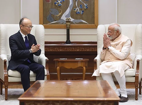 ஆசிய வளா்ச்சி வங்கி தலைவா் மசாடோ காண்டா - பிரதமா் நரேந்திர மோடி சந்திப்பு