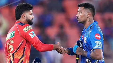 ஷ்ரேயாஸ் ஐயர் - ஹார்திக் பாண்டியா..