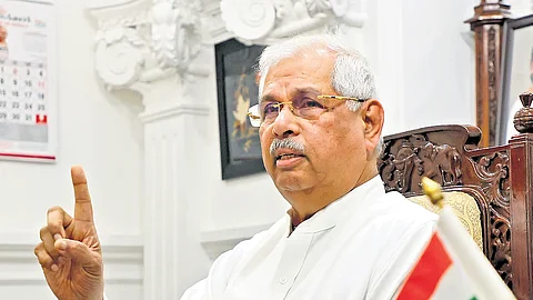 கேரள ஆளுநர் ராஜேந்த்ர விஷ்வநாத் அர்லேக்கர்