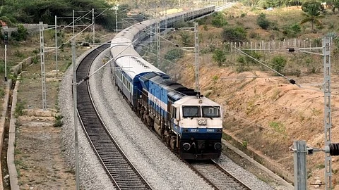 பயணிகள் ஆதரவின்மையால் விழுப்புரம் - ராமேசுவரம் அதிவிரைவு சிறப்பு ரயில் ரத்து!