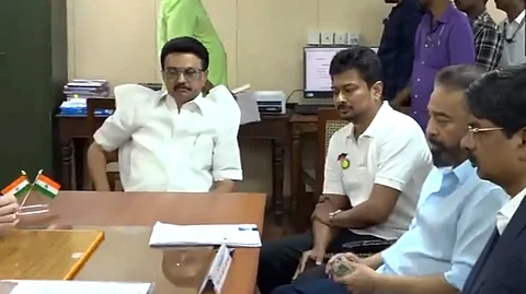 திமுக வேட்புமனு தாக்கல்