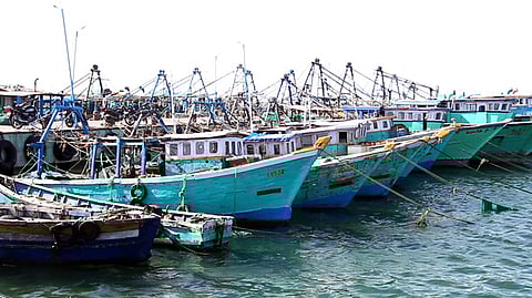 கடலுக்குச் செல்ல தடை