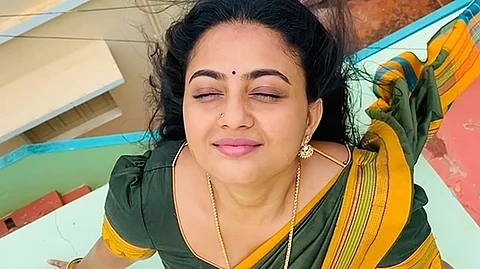 கோமதி பிரியா