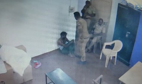 Attack on auto driver at Theni police station: 5 transferred to armed forces