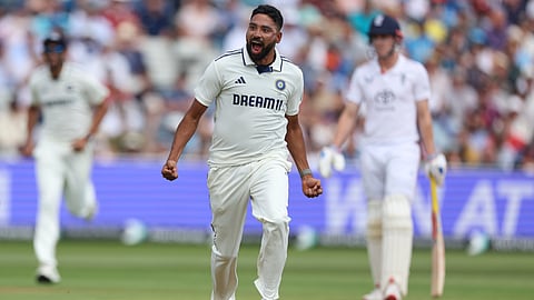 Mohammed Siraj celebrates after taking wicket