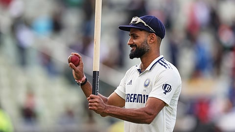 indian fast bowler akash deep