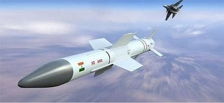 வான் இலக்குகளைத் தாக்கி அழிக்கும்
அதிநவீன ‘அஸ்திரா’ ஏவுகணை வெற்றிகர சோதனை