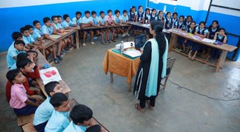 students seating arrangement changed in tn govt schools