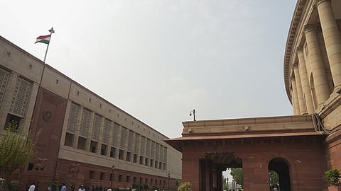 மழைக்கால கூட்டத்தொடரில் 8 புதிய மசோதாக்கள் அறிமுகம்