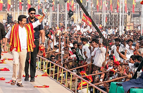 தவெக தலைவர் விஜய்.