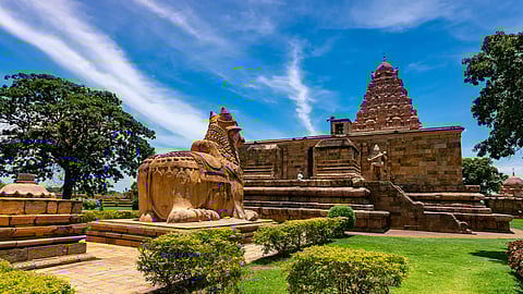 கங்கைகொண்ட சோழபுரம் பெருவுடையாா் கோயில்.