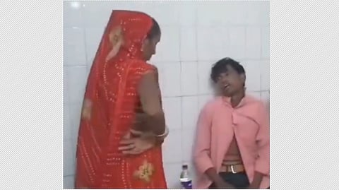 Man swallows live snake in UP