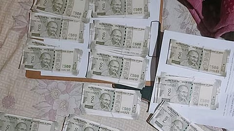 Fake currency