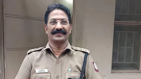 பணியிடை நீக்கம் செய்யப்பட்ட மயிலாடுதுறை டிஎஸ்பி சுந்தரேசன்.