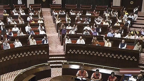 வங்கதேசத்தில் ஹிந்துக்கள் மீது தாக்குதல்: இந்தியா தொடா்ந்து கண்காணிக்கிறது - மாநிலங்களவையில் மத்திய அரசு தகவல்