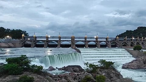 காவிரியில் வெள்ளப்பெருக்கு