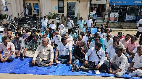 hunger strike at Avinashi