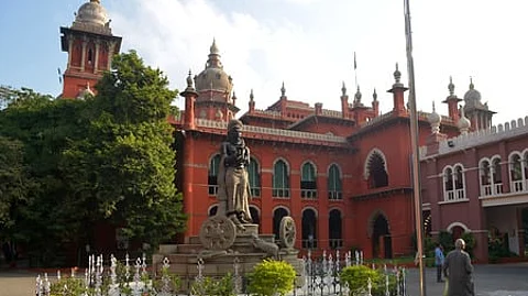 ரிதன்யா உடற்கூறாய்வு அறிக்கையில் முழு விவரம் இல்லை: உயா்நீதிமன்றம் அதிருப்தி