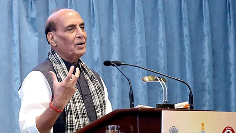 Rajnath dares Rahul