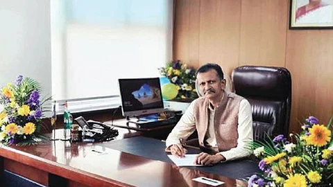 எல்ஐசி தென் மண்டல மேலாளராக கோ. முரளிதா் பொறுப்பேற்பு