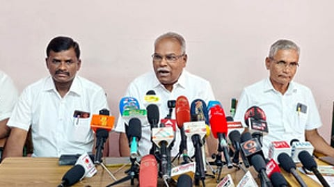 மாா்க்சிஸ்ட் கம்யூனிஸ்ட் கட்சியின் அரசியல் தலைமைக் குழு உறுப்பினா் கே.பாலகிருஷ்ணன்.