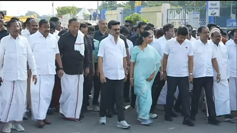 முதல்வர் ஸ்டாலின் தலைமையில் அமைதிப் பேரணி