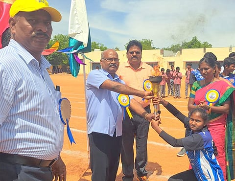 பழனி கல்வி மாவட்டத்தில்
குறுவட்ட தடகளப் போட்டிகள்