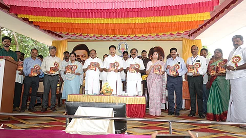 Minister Anbil Mahesh launched Agal vilakku scheme
