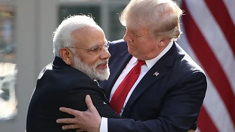 அமெரிக்க அதிபர் டிரம்ப்புடன் பிரதமர் மோடி.