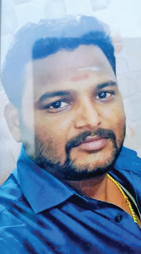 உயிரிழந்த மணிகண்டன்.