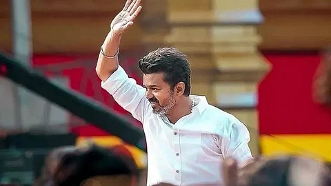 தவெக தலைவர் விஜய்.