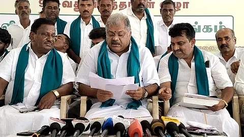தமிழ் மாநில காங்கிரஸ் கட்சியின் தலைவா் ஜி.கே வாசன்