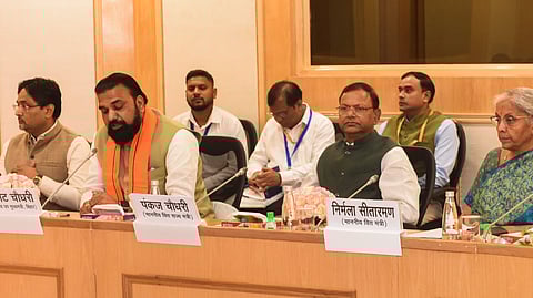 ஜிஎஸ்டி: 12%, 28% வரி விதிப்பை நீக்க பரிந்துரை