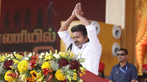 தவெக தலைவர் விஜய்.