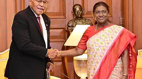 குடியரசுத் தலைவருடன் ஃபிஜி பிரதமர்