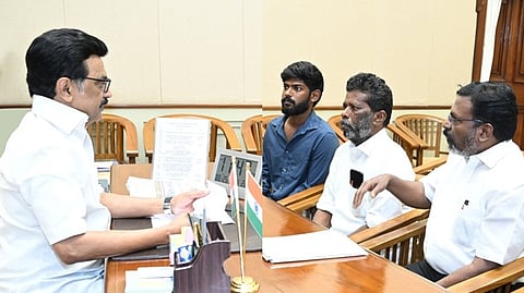 nellai honor killing: Kavin's father meets the mk stalin