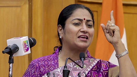 முதல்வா் ரேகா குப்தா