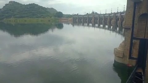 மேட்டூர் அணை