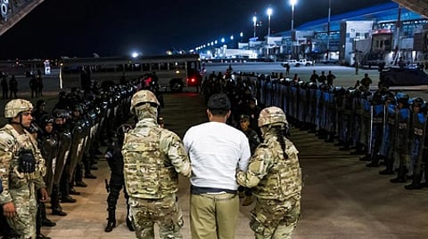 1798-ஆம் ஆண்டு சட்டத்தின் கீழ் வெனிசுலா நாட்டினரை வெளியேற்ற டிரம்ப்புக்குத் தடை