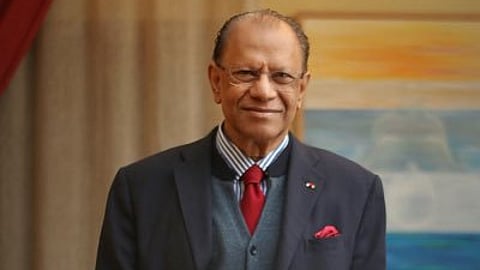 நவீன்சந்திரா ராம்கூலம்