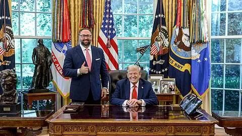 இந்தியா நியமித்த ஆலோசனைக் குழுத் தலைவா் டிரம்ப்புடன் சந்திப்பு!