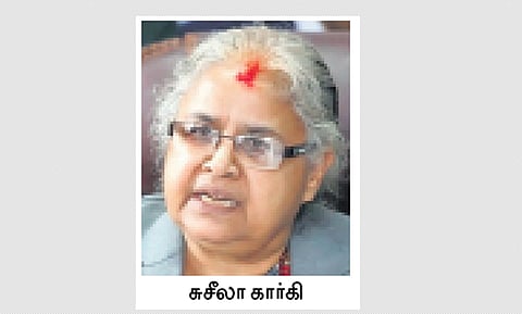 நேபாளத்தில் இடைக்கால அரசு?
தலைவரை நியமிக்க மூவா் பெயா் பரிசீலனை