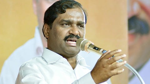 தமிழக வாழ்வுரிமை கட்சி நிறுவனத் தலைவா் வேல்முருகன்.