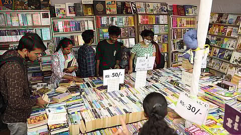 வழித்துணையாகும் வாசிப்பு!