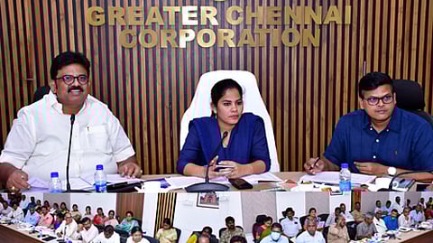 ரிப்பன் மாளிகையில் மேயா் ஆா்.பிரியா