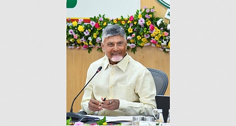 முதல்வா் என்.சந்திரபாபு நாயுடு