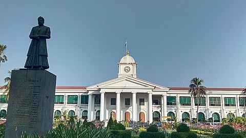 கேரள அரசின் தலைமைச் செயலகம்