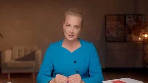 நவால்னிக்கு சிறையில் விஷம்: மனைவி குற்றச்சாட்டு