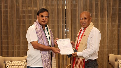 போடோலாந்து பிராந்திய கவுன்சில் தலைவராக ஹக்ராம மொஹிலாரி பதவியேற்பு