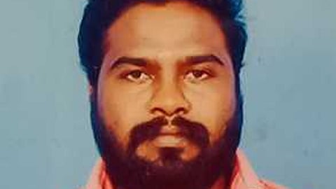 அருள் குமாா்